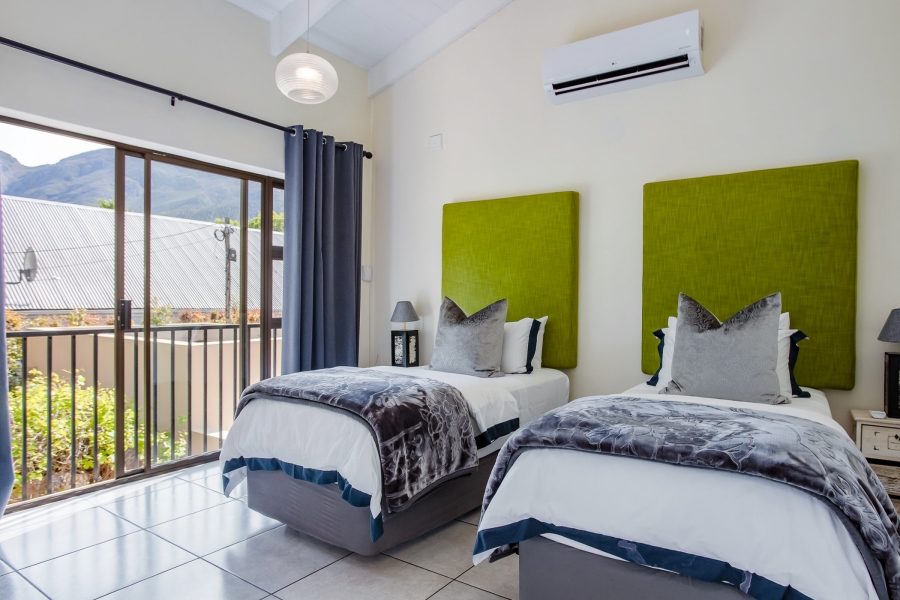 2 Bedroom Property for Sale in Franschhoek Western Cape